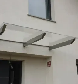Kvalitetne kovinske ograje in nadstreški