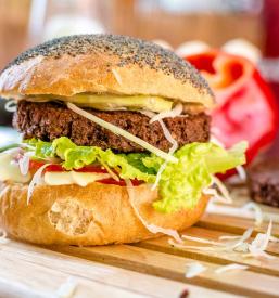 Vegetarijanska restavracija Radha Govinda v Ljubljani