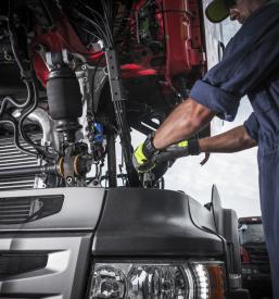 Poceni popravila gradbenih strojev Maribor, Štajerska - VAR ZA MI