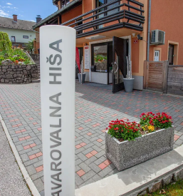 Družinsko zavarovanje Bela krajina