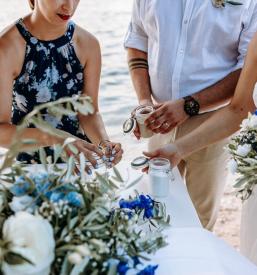 Unikaten poročni obred