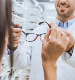 Pregledi vida in kontrola dioptrije Maribor