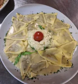 Kosilo Lesce