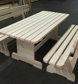 Balkonske ograje in vrtne garniture Slovenija