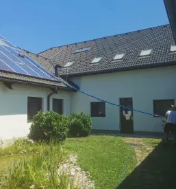 Strokovno vzdrževanje sončnih elektrarn Slovenija