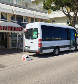 Izleti z avtobusom po Sloveniji in tujini