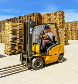 Ugoden prevoz materiala na paletah v Sloveniji