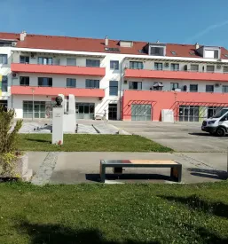 Prodaja električnih negovalnih dvižnih postelj Slovenija