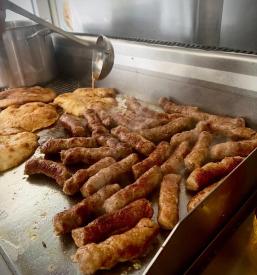 Čevapčiči, kebab Okrepčevalnica Zalog Ljubljana