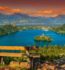 Ugoden družinski apartma na Bledu