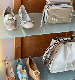 Trgovina z ženskimi oblačili