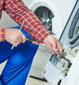 Poceni popravila električnih strojev in naprav Idrija