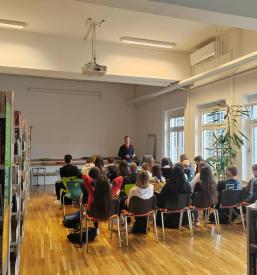 Vpis v srednjo poslovno šolo Obala