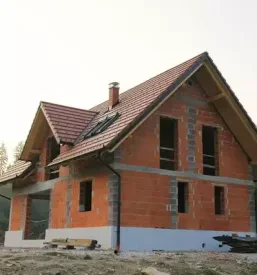 Profesionalna menjava strehe na Dolenjskem