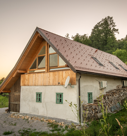 Ugoden najem hiše z wellnessom Dolenjska