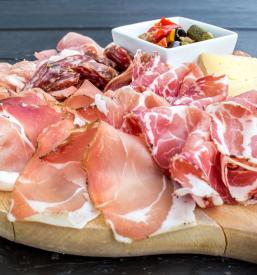 Naročila cateringa iz mesnice v Ljubljani