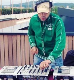 Najem DJ za poroko