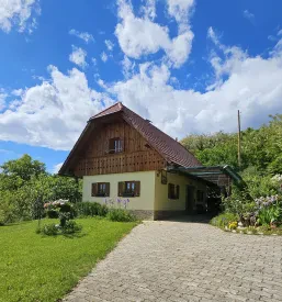 Oddaja počitniške hiše