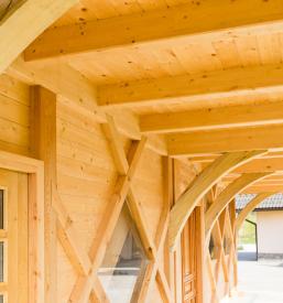 Ugodno popravilo stare strehe Dolenjska