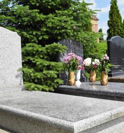 Izdelava nagrobnih spomenikov