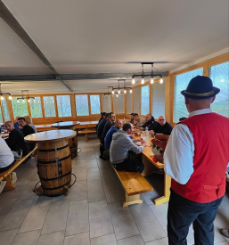 Priljubljena kmetija z welnessom na Dolenjskem