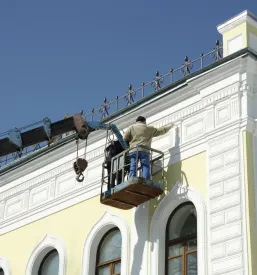 Gnezdo d.o.o. brine o izgradnji objekata s prirodnim materijalima Slovenija