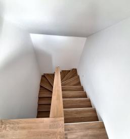 Lesene stopnice po meri