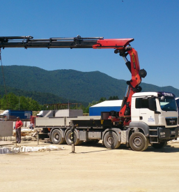 Storitve na višini s HIAB dvigali Goriška