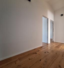 Lesena tla po meri Ljubljana