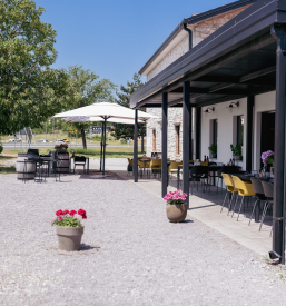 Odličen prostor za zaključene družbe Kozina - Tonca