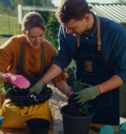 Najem in dostava rekvizitov po Sloveniji