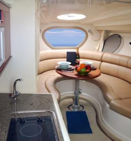 Preiswerter Einbau von Innenausstattung auf Yachten Deutschland, Niederlande