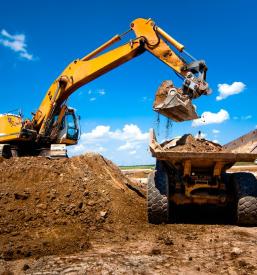 Ponudba za kvalitetne zunanje ureditve s težko gradbeno mehanizacijo