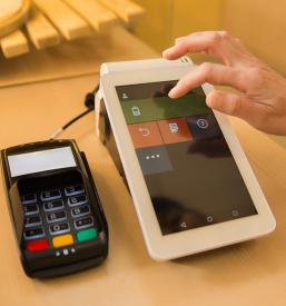 Najem POS terminalov Slovenija