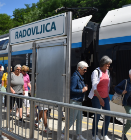 Aktivnosti in izobraževanje odraslih Logatec