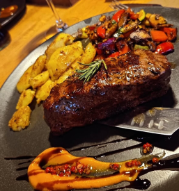 Cenik jedi z žara Maribor