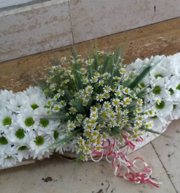 Cvetlični aranžma za pogreb Logatec