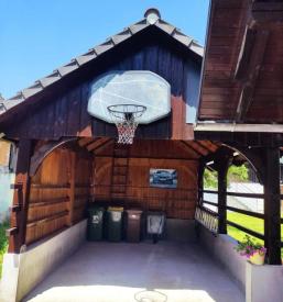 Zunanji predel počitniške hiške Bohinj