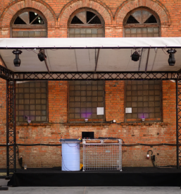 Kvalitetna postavitev odrov za dogodke Slovenija