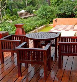 Lesene fasade in terase Slovenija