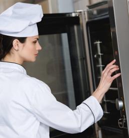 Strokovni nadzor v kuhinjskih obratih v Slovenji