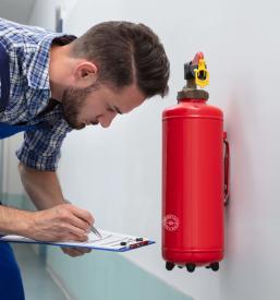 Ugodno popravilo gasilnih aparatov v Sloveniji