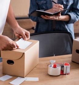 Samolepilne etikete, nalepke na roli Osrednja Slovenija