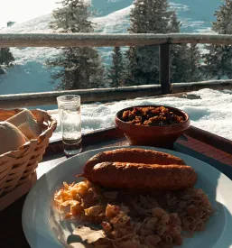 Rezervacija prostora za zaključene družbe v Osrednji Sloveniji