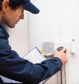 Hišniške storitve in vzdrževanje objektov