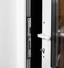 Qualitative PVC- und ALU-Fenster und -Türen in Slowenien, Österreich