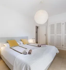 Exclusive vacation villa for rent in Ibiza