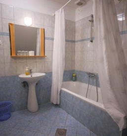 Nočitev z zajtrkom Postojna, Notranjska