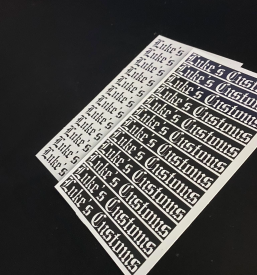 Personalisierter Aufkleberdruck für Motorsport Österreich