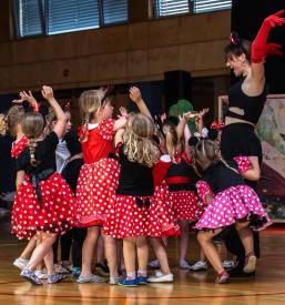 Tečaj poročnega plesa